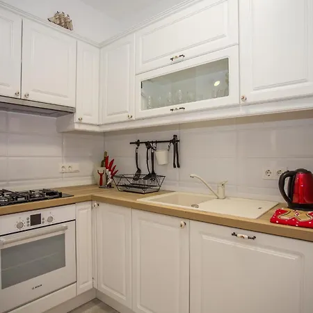 2 Bedroom Gorgeous In