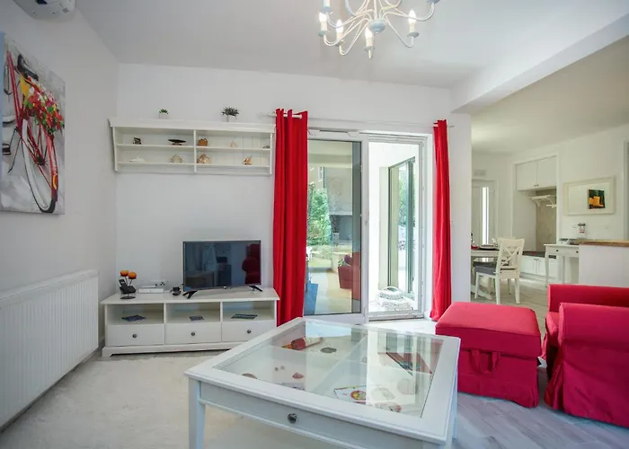 Dom wakacyjny 2 Bedroom Gorgeous In