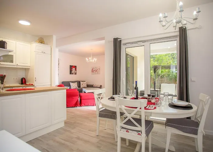 2 Bedroom Gorgeous In