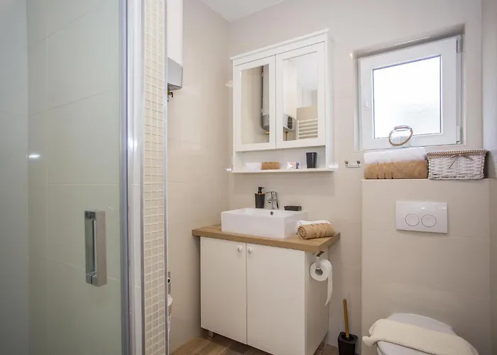 Dom wakacyjny 2 Bedroom Gorgeous In Mali Ston